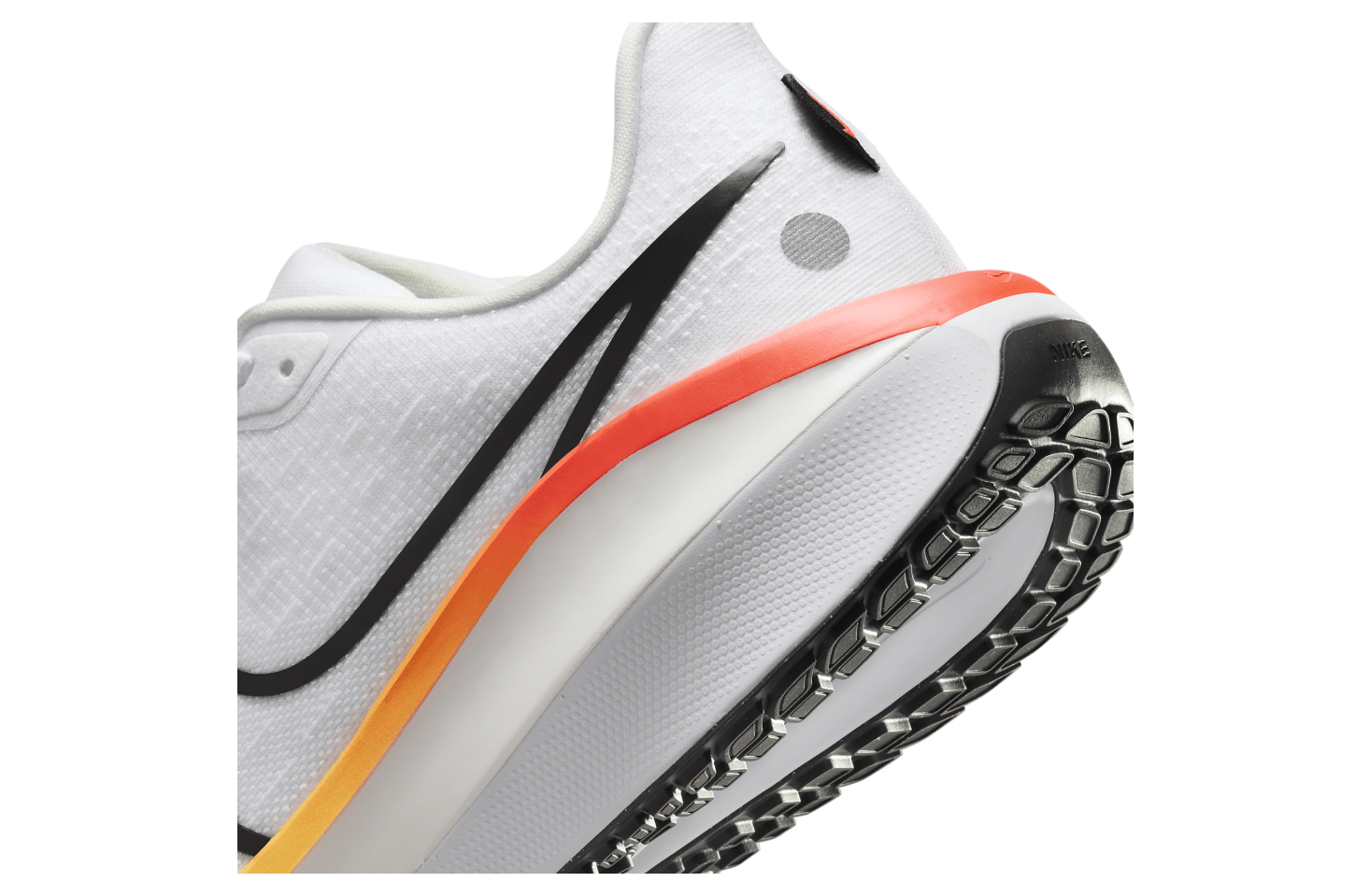 Nike Vomero 17 White / Bright Crimson