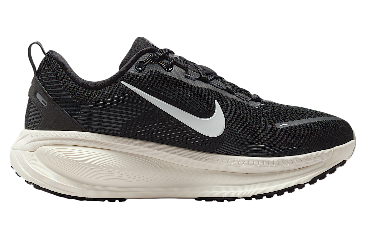 Nike Vomero 18 Black / Coconut Milk / Light Iron Ore / Summit White