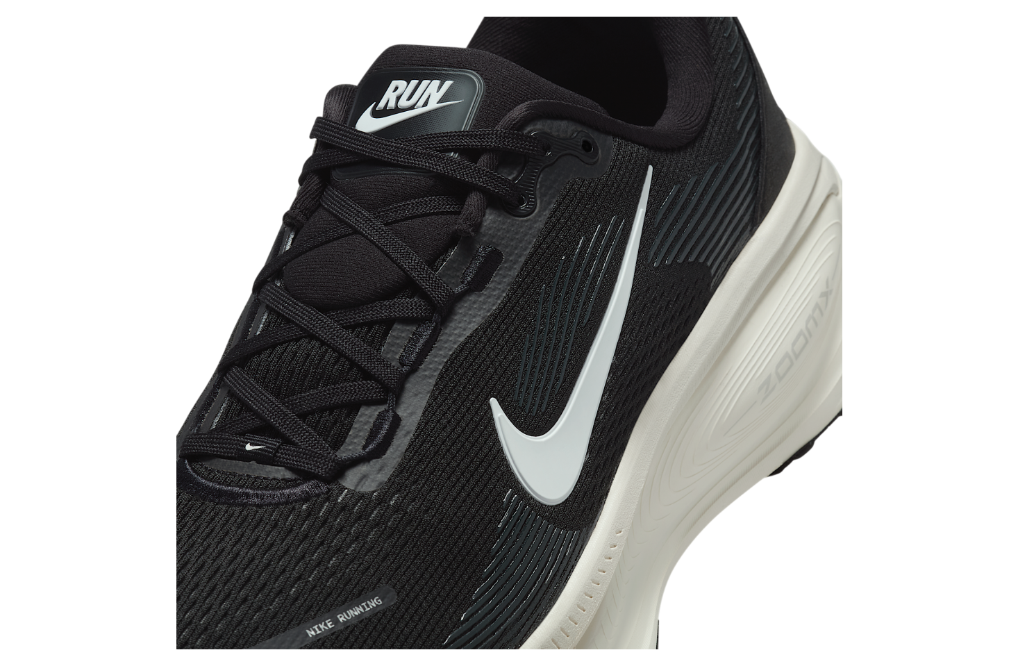 Nike Vomero 18 Black / Coconut Milk / Light Iron Ore / Summit White