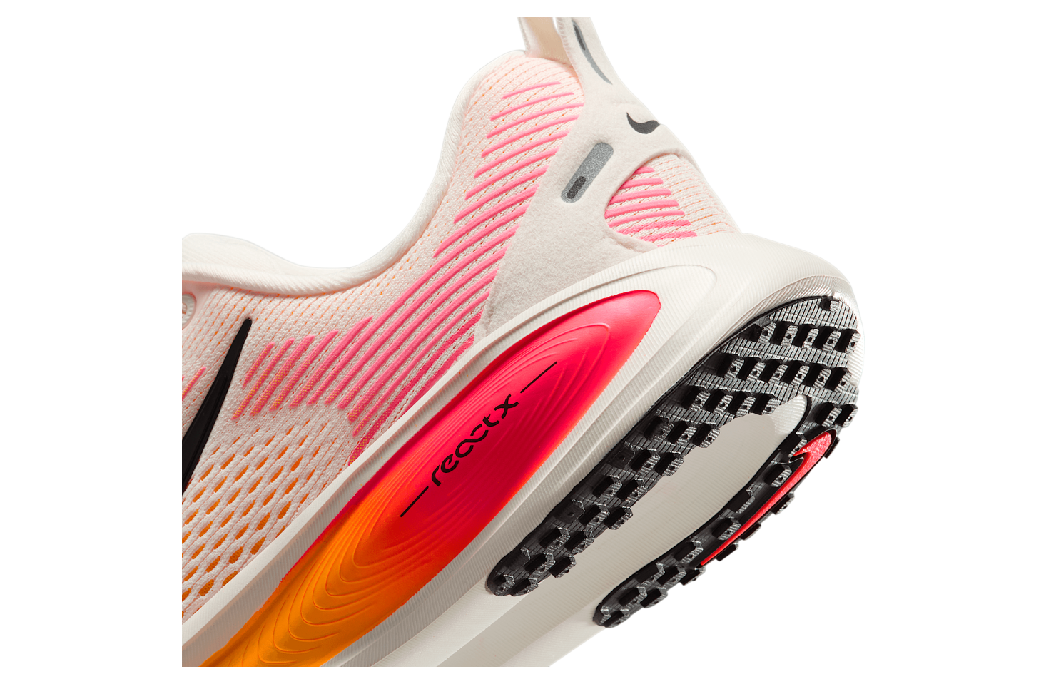 Nike Vomero 18 GS Sail / Bright Crimson