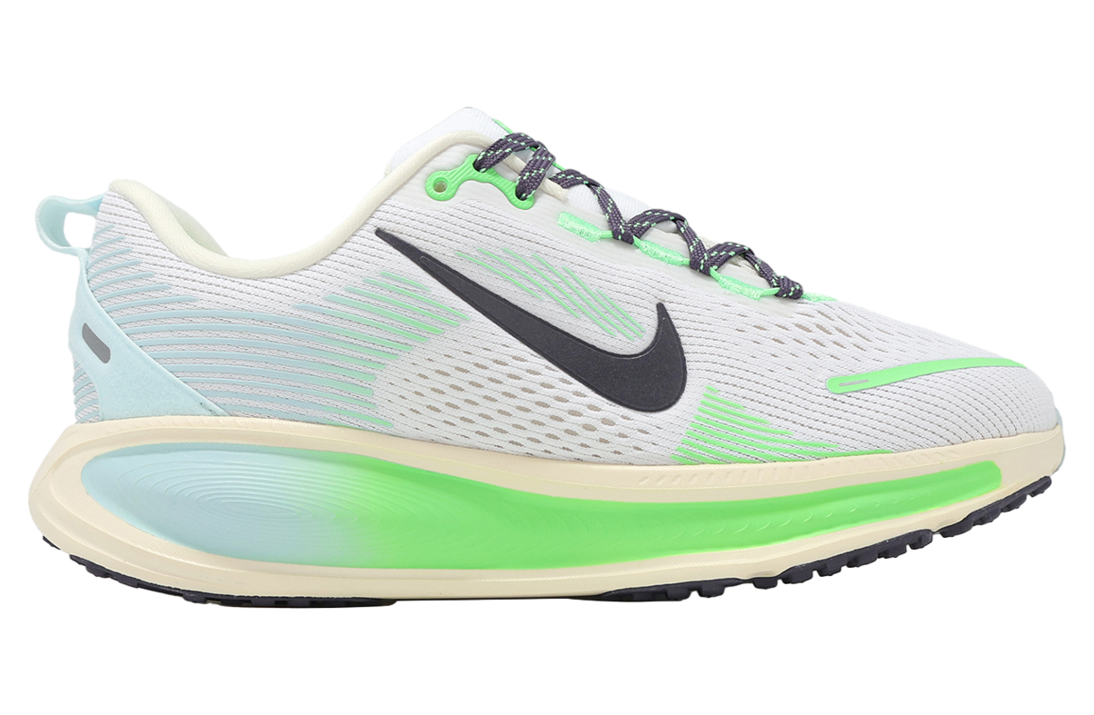 Nike Vomero 18 GS White / Dark Raisin