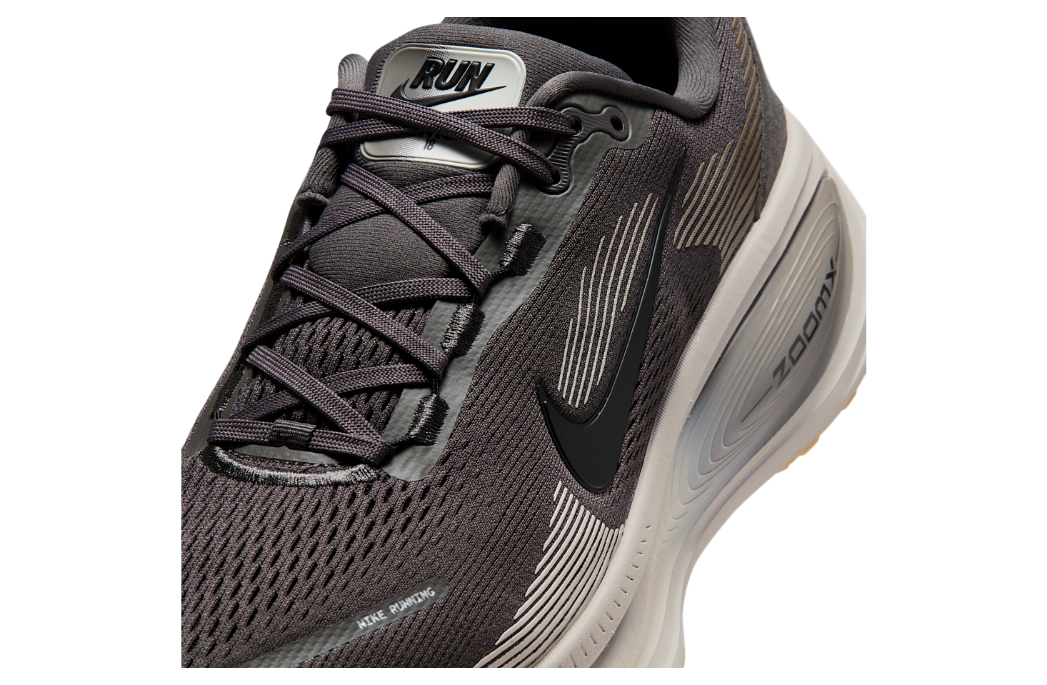 Nike Vomero 18 Medium Ash / College Grey