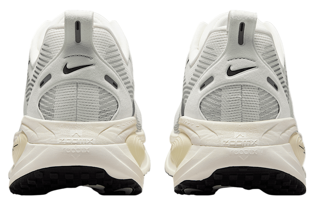 【Nike】 Vomero 18 Summit White Coconut Milk HM6803-101 Nike Vomero 18 HM6803-101 Summit White/Coconut Milk/Black