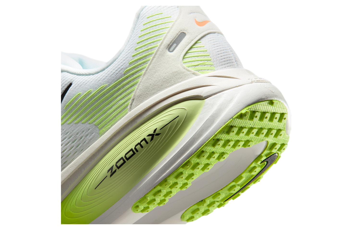Nike Vomero 18 White / Volt (Extra Wide)