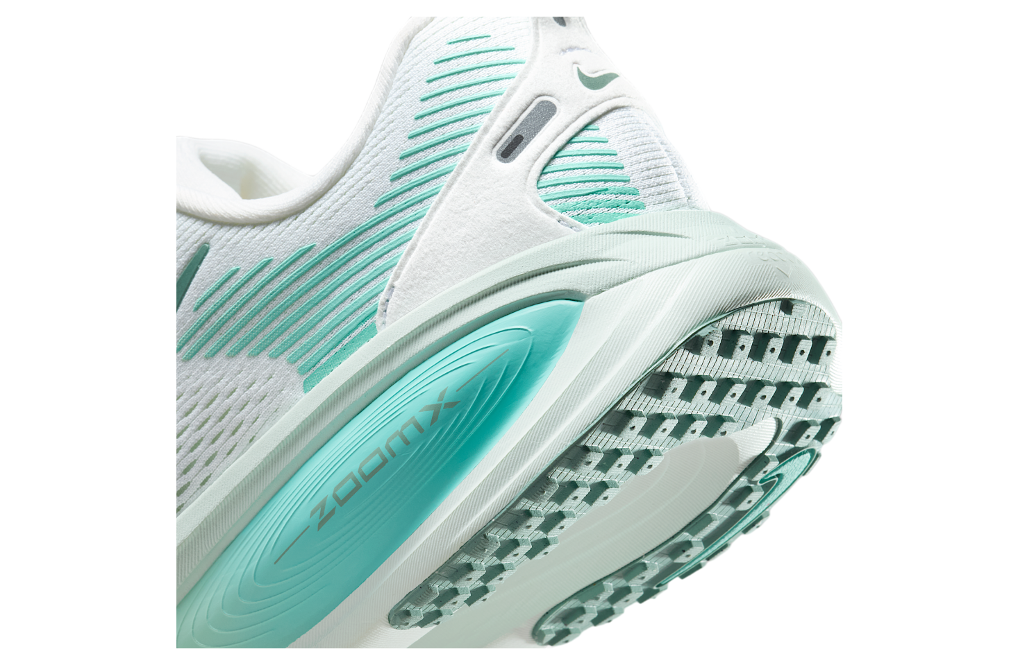 Nike Vomero 18 Wmns White / Bleached Turquoise (extra Wide)
