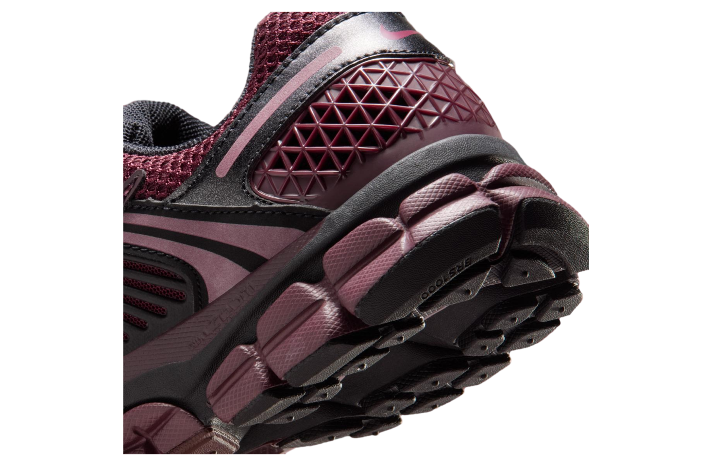 Nike Vomero 5 Black / Burgundy Crush