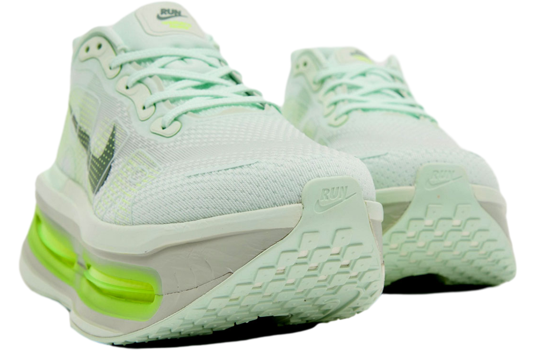 Nike Vomero Premium Barely Green / Barely Volt