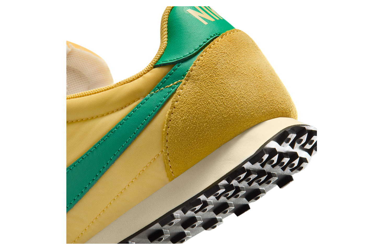 Nike Waffle Racer Topaz Gold / Sail