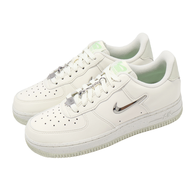【Nike】WMNS AIR FORCE 1 '07 NN WMNS NIKE AIR FORCE 1 '07 NEXT NATURE White Metallic Silver