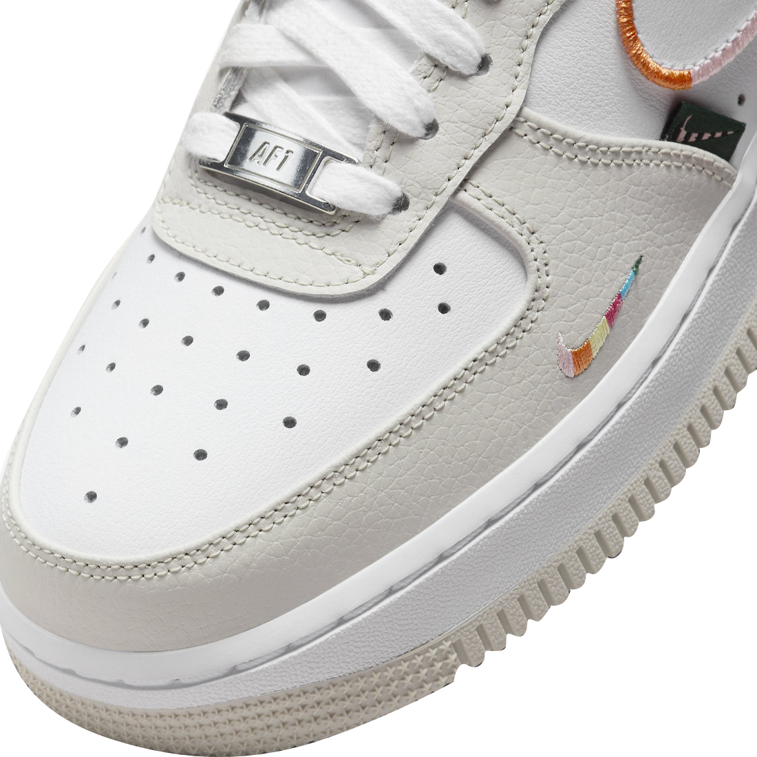 Nike WMNS Air Force 1 Low All Petals United FN8924111