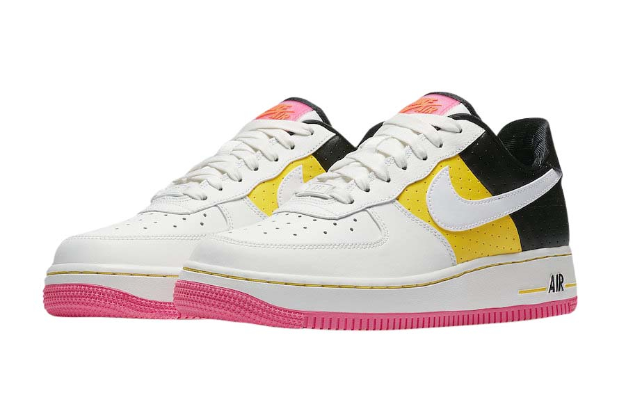 Nike WMNS Air Force 1 Low Moto AT2583-100