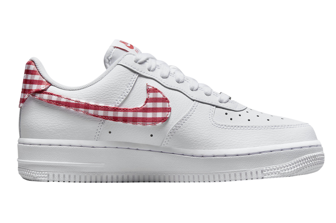 Nike WMNS Air Force 1 Low Red Gingham DZ2784-101
