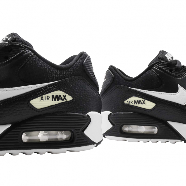 Nike WMNS Air Max 90 Black Summit White 325213060