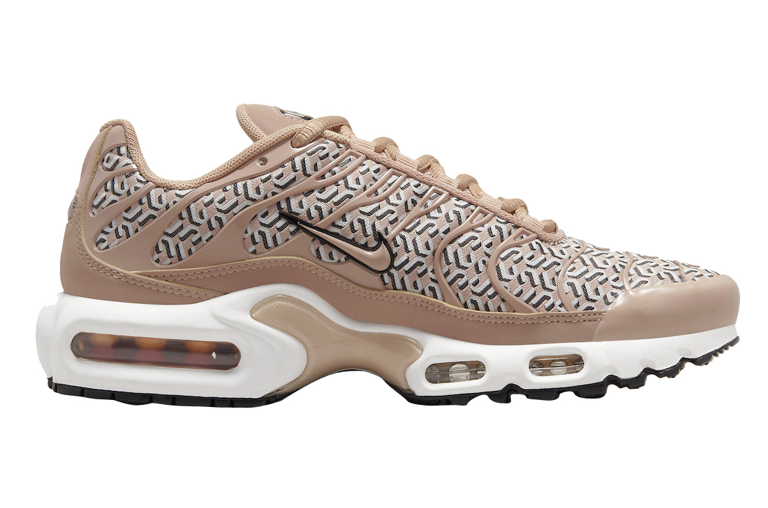 Nike WMNS Air Max Plus United in Victory