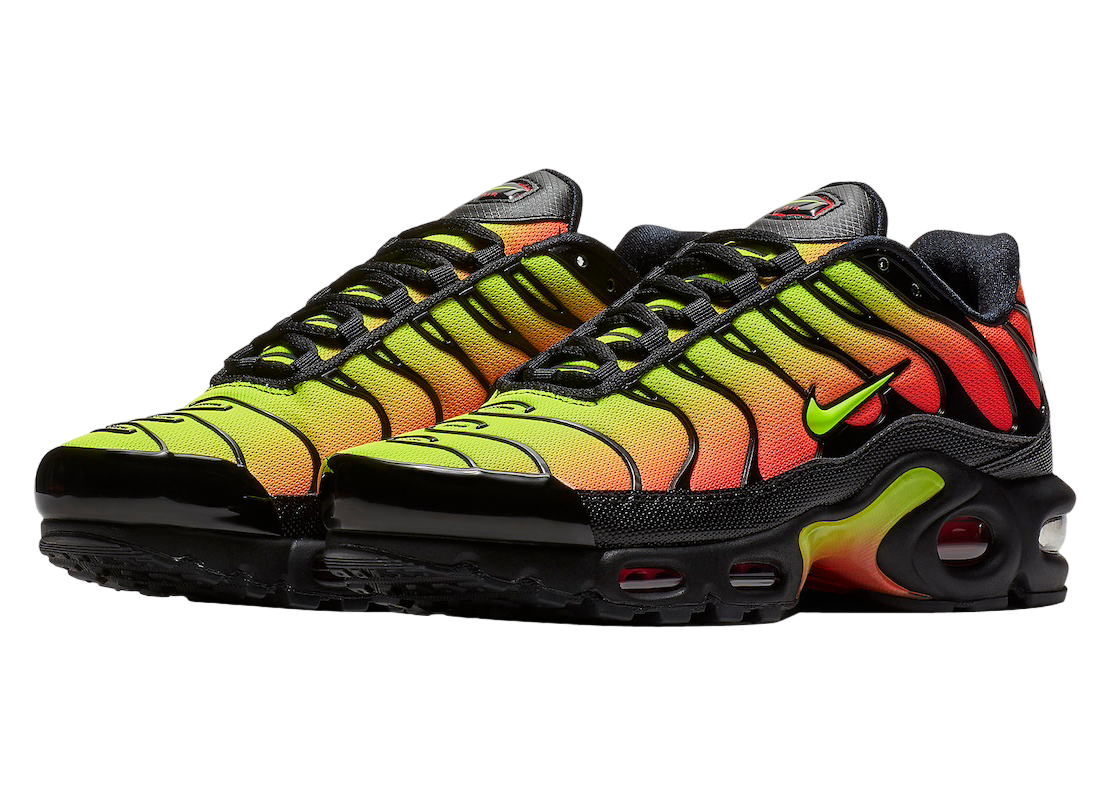 Nike WMNS Air Max Plus Volt Solar Red