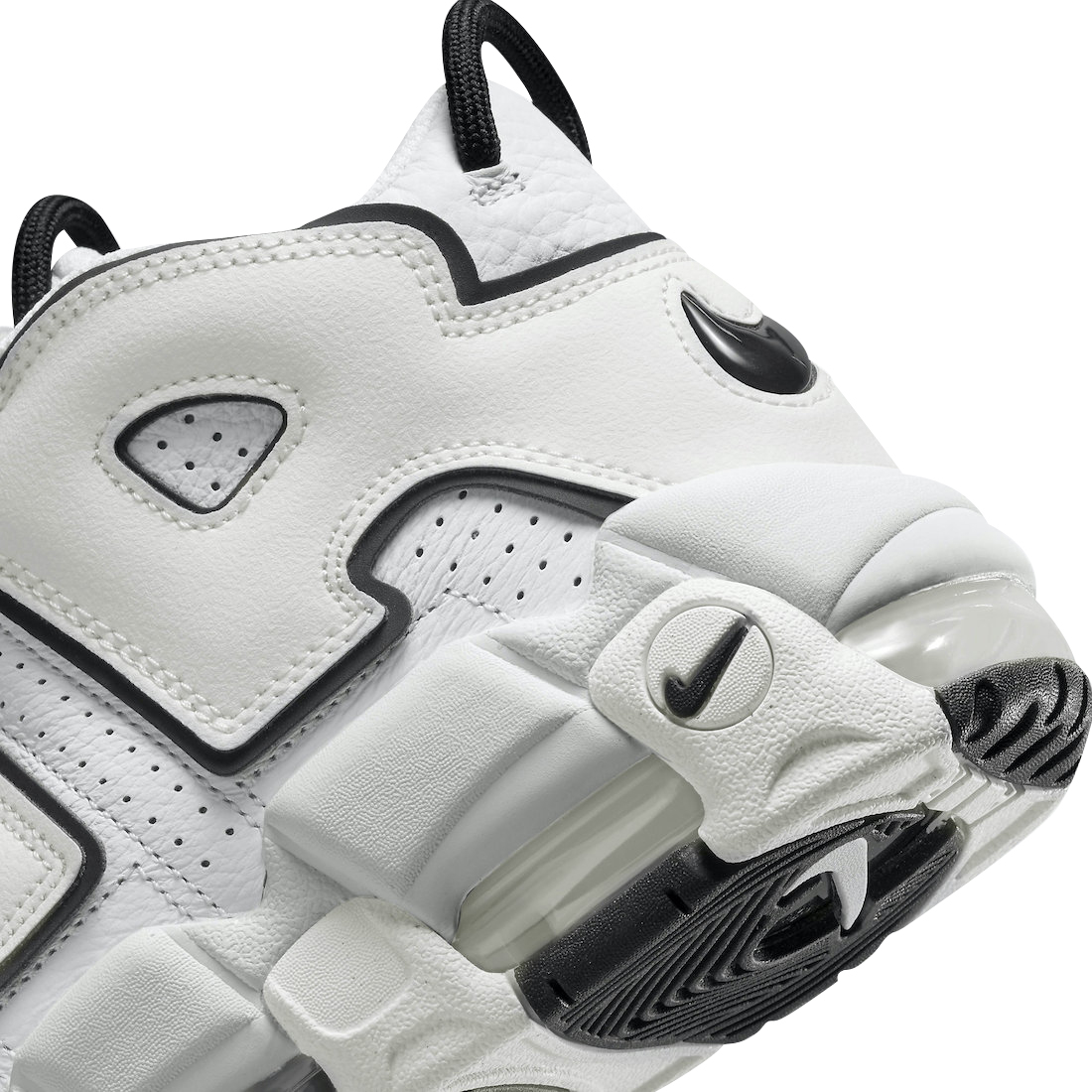 Nike WMNS Air More Uptempo Summit White - Mar 2022 - DO6718-100