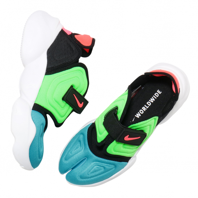 Nike WMNS Aqua Rift Blue Fury Flash Crimson