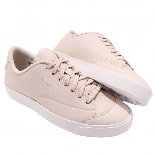 Nike WMNS Blazer City Low Desert Sand