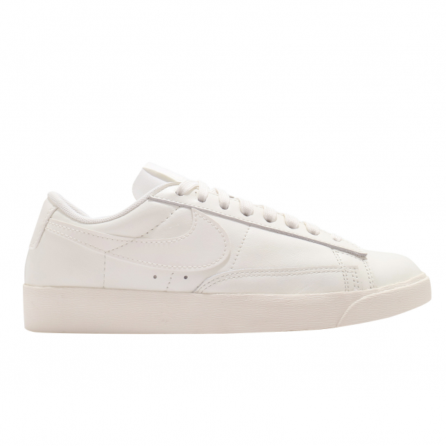 Nike WMNS Blazer Low LE Sail