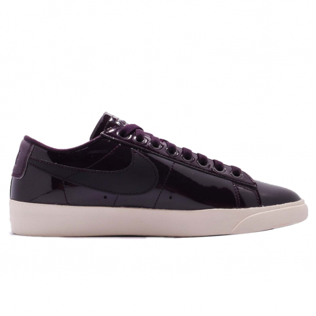 Nike WMNS Blazer Low SE PRM Port Wine