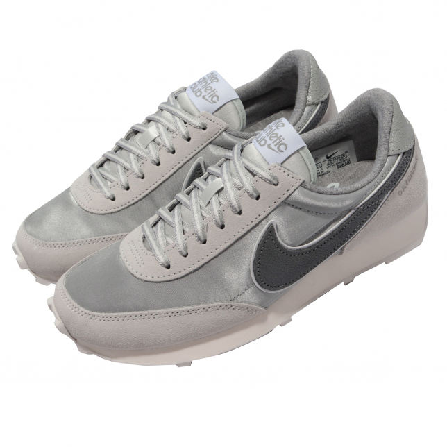 Nike Wmns Daybreak Light Smoke Grey