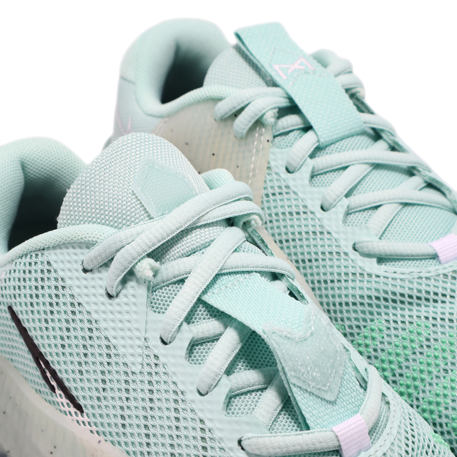 Nike Wmns Metcon 9 Jade Ice / White Black Mineral