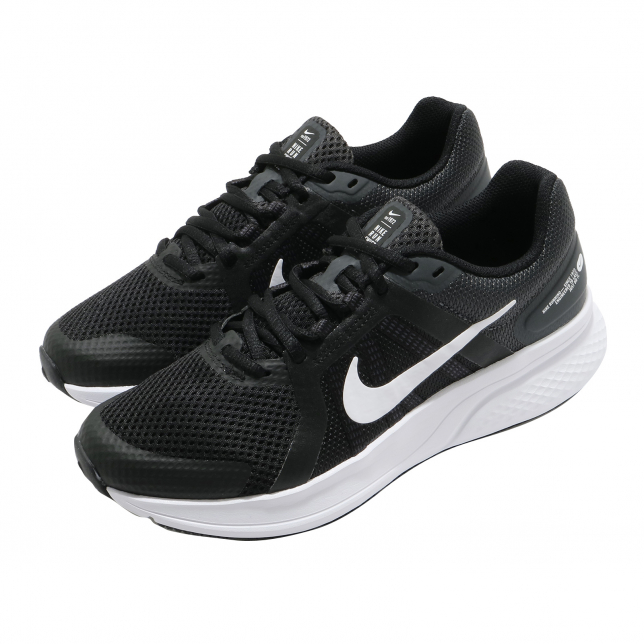 Nike WMNS Run Swift 2 Black White Dark Smoke Grey CU3528004