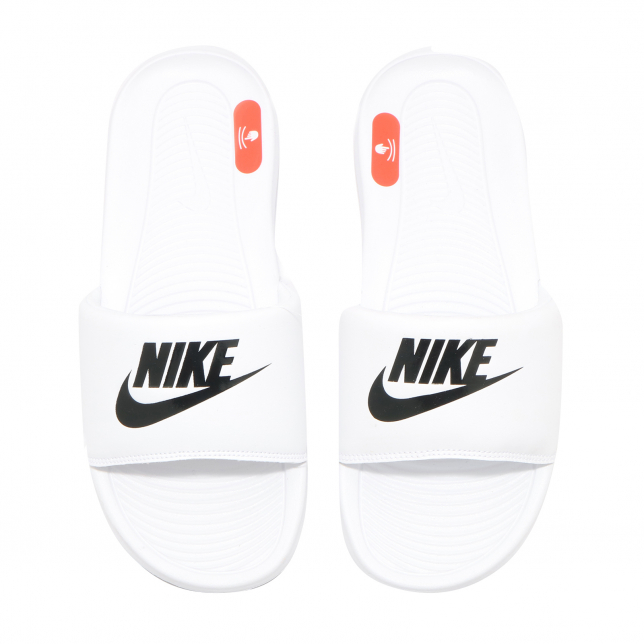 White shop sliders nike