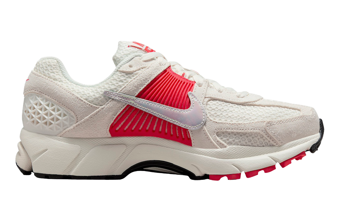 Nike WMNS Zoom Vomero 5 Sail Siren Red