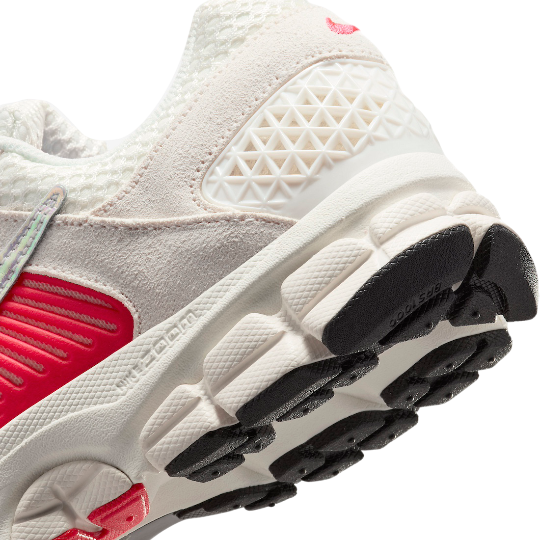 Nike WMNS Zoom Vomero 5 Sail Siren Red