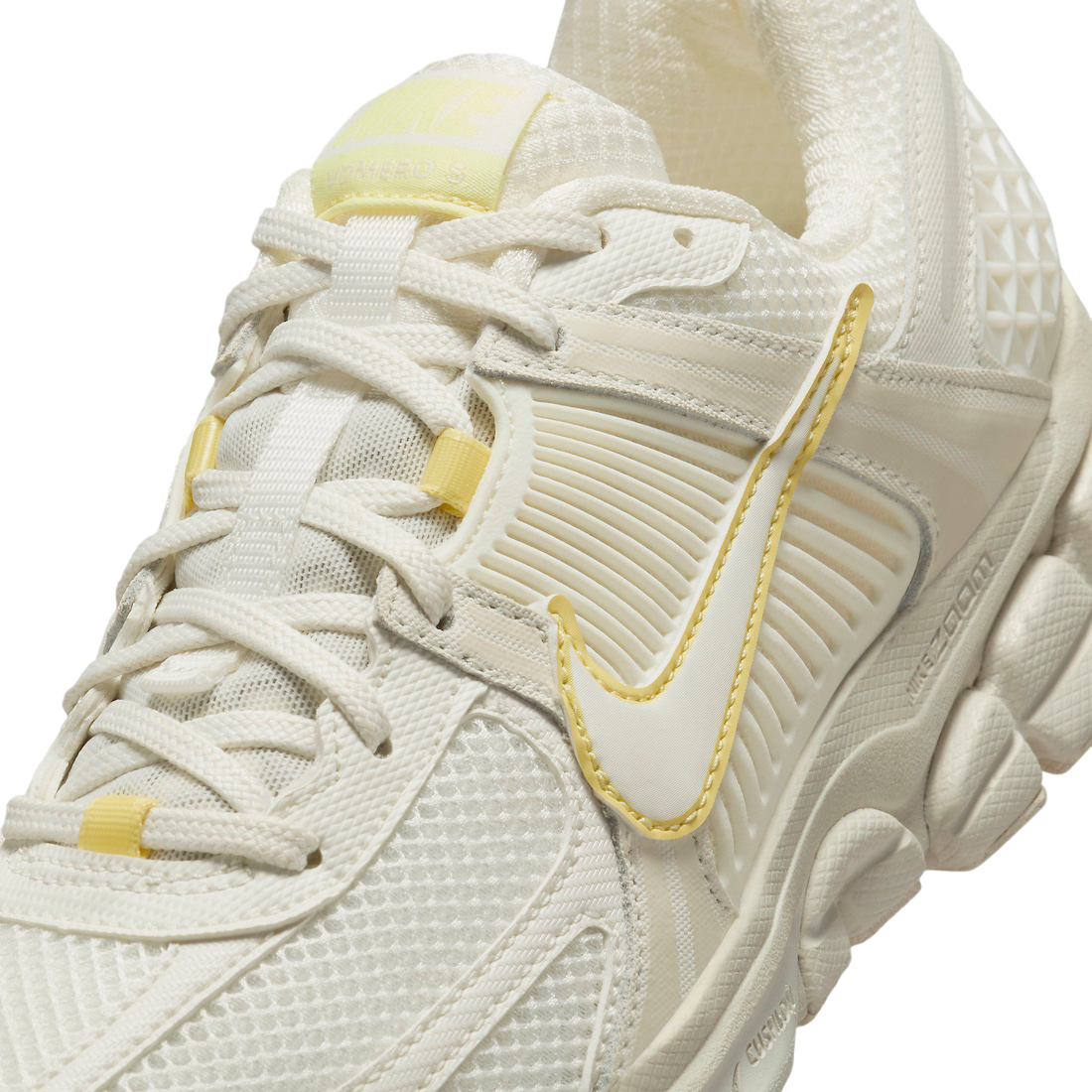 Nike WMNS Zoom Vomero 5 Sail Soft Yellow