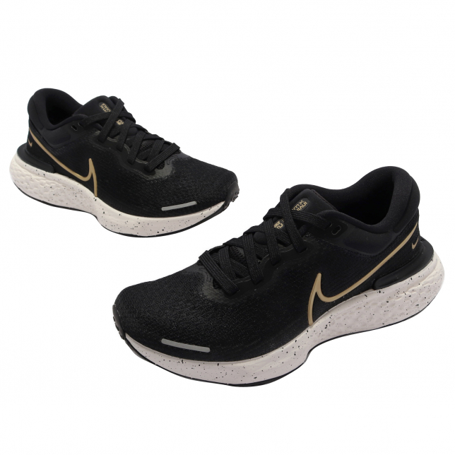 Nike WMNS ZoomX Invincible Run Flyknit Black Metallic Gold