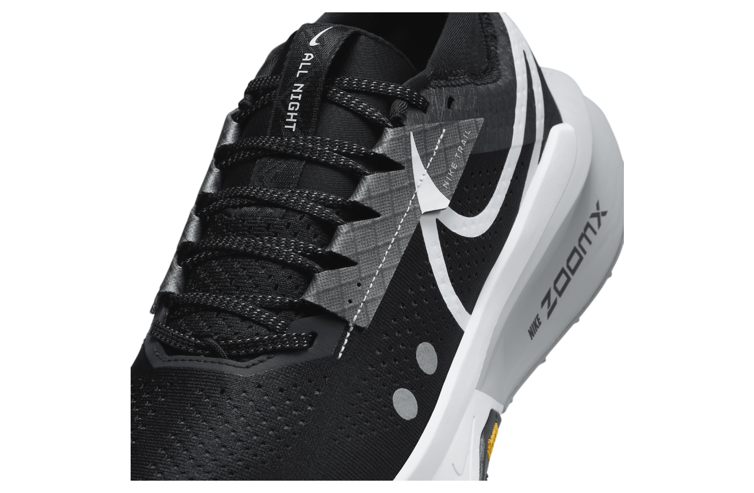 Nike Zegama 2 Black / Wolf Grey