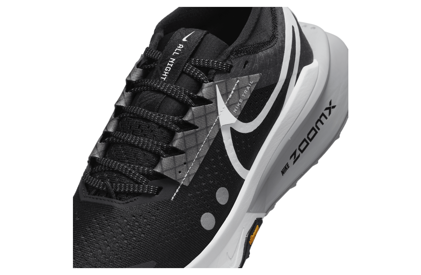 Nike Zegama 2 WMNS Black / Wolf Grey