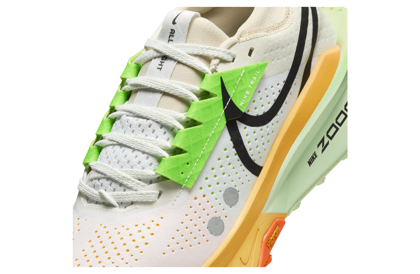 Nike Zegama 2 WMNS Summit White / Laser Orange