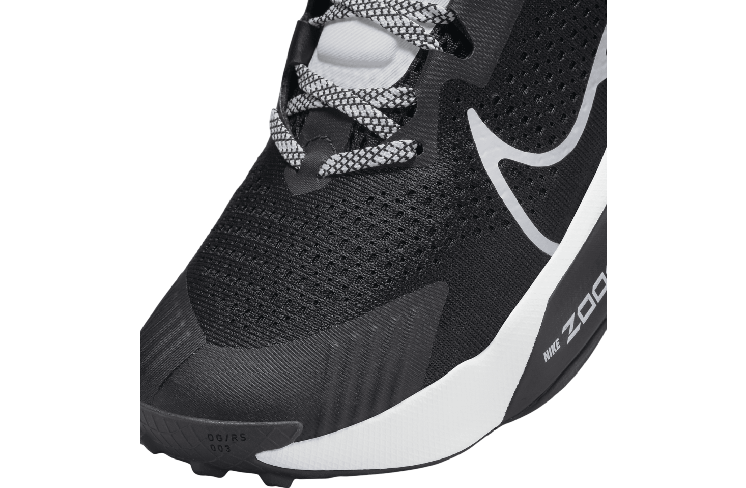 Nike Zegama Black / White