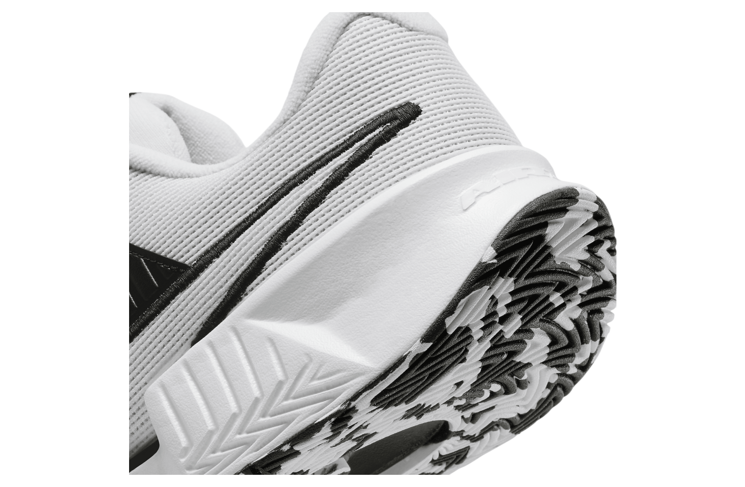 Nike Zoom Challenge White / Black