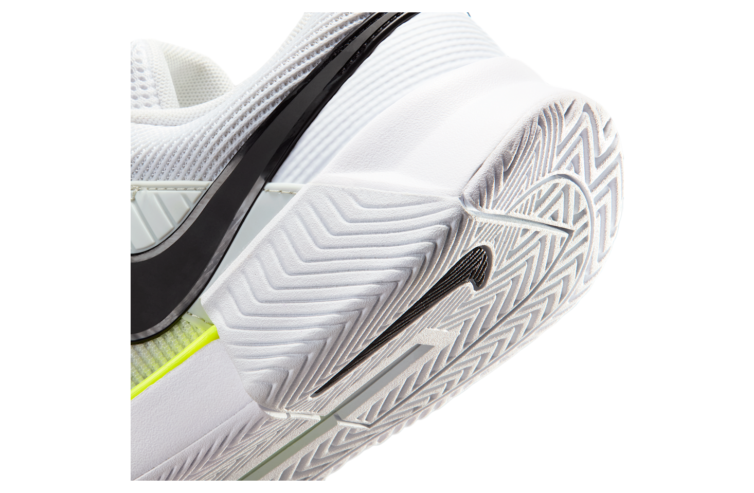 Nike Zoom GP Challenge 15 WMNS White / Pure Platinum (Hard Court)