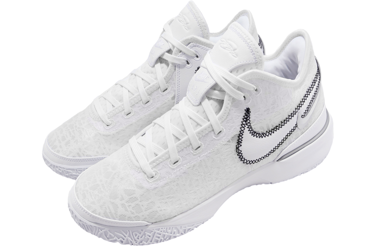 ZOOM LEBRON NXXT GEN EP 白 バスケットボール 32cm LeBron James's Nike LeBron NXXT Gen First Game PE Releases