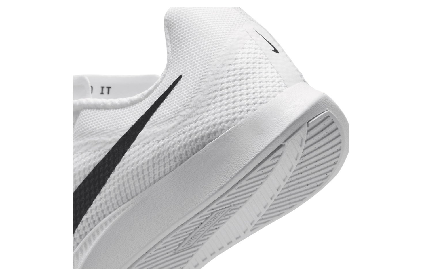 Nike Zoom Rival White / Metallic Silver with Mesh