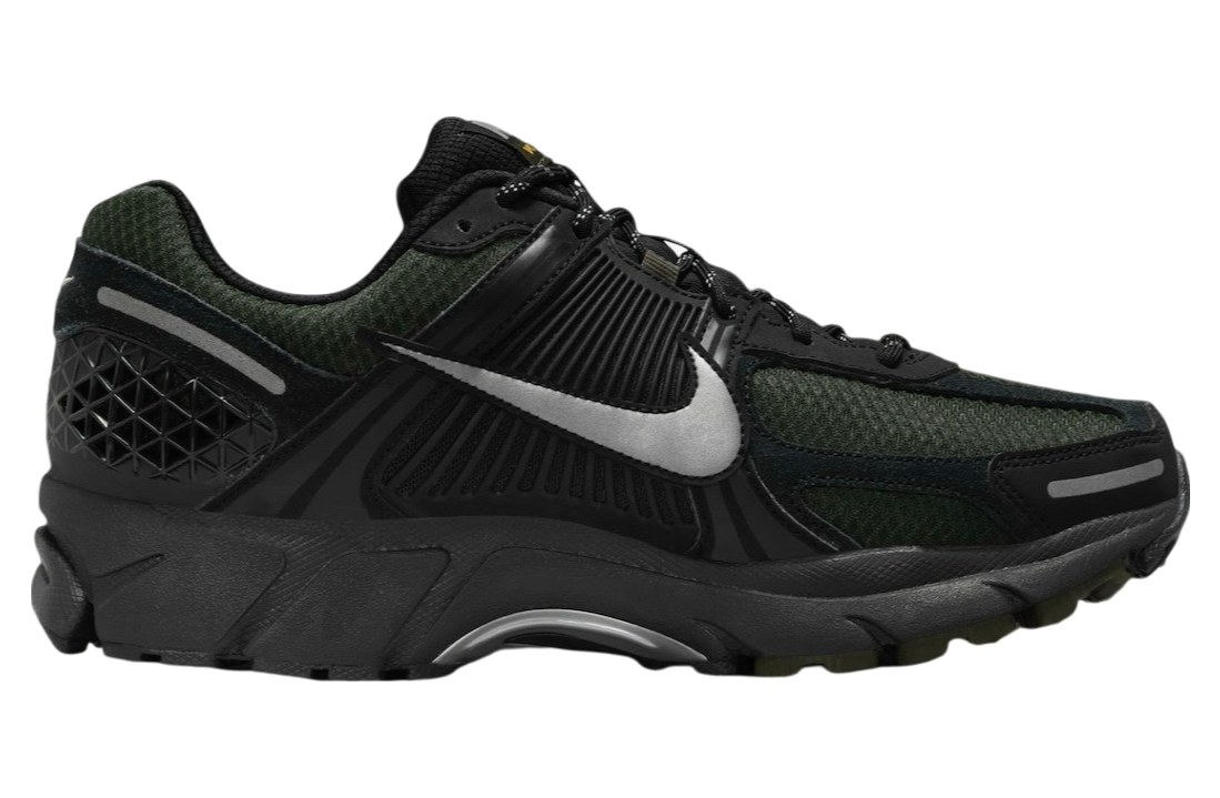 Nike Zoom Vomero 5 Black / Olive