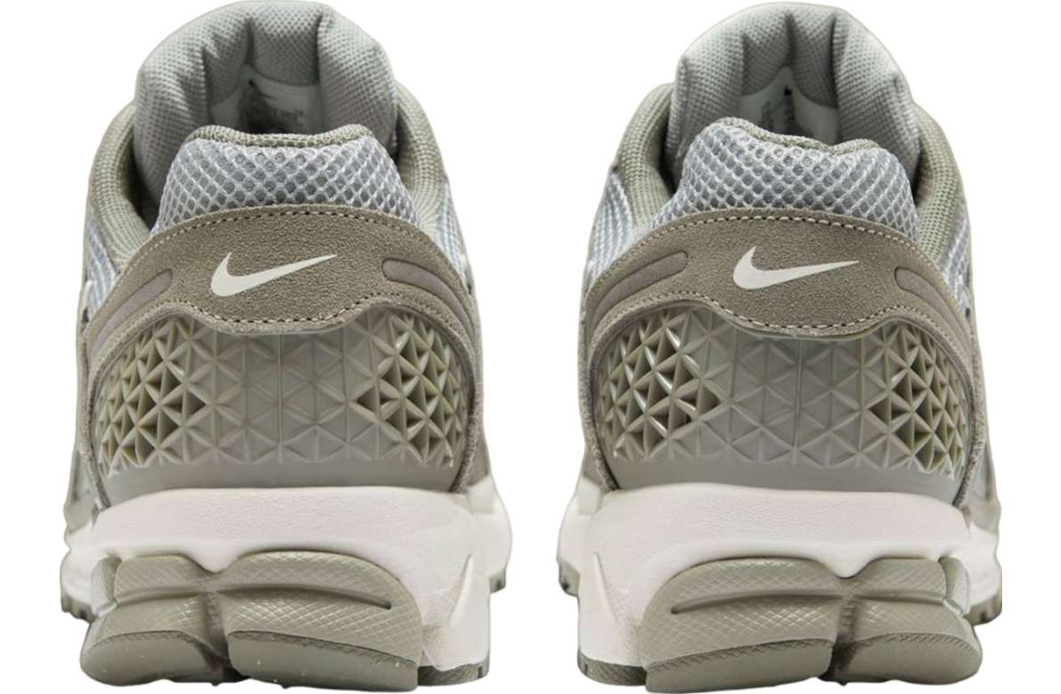 Nike Zoom Vomero 5 Dark Stucco / Light Smoke Grey