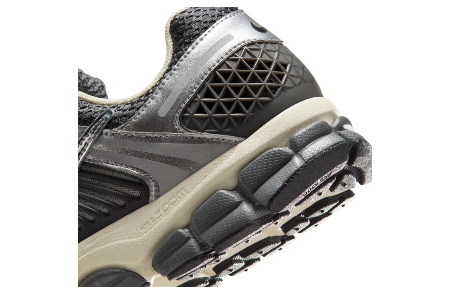 Nike Zoom Vomero 5 Iron Grey / Metallic Silver