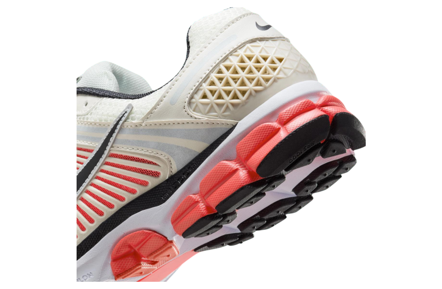Nike Zoom Vomero 5 Light Orewood Brown / Black