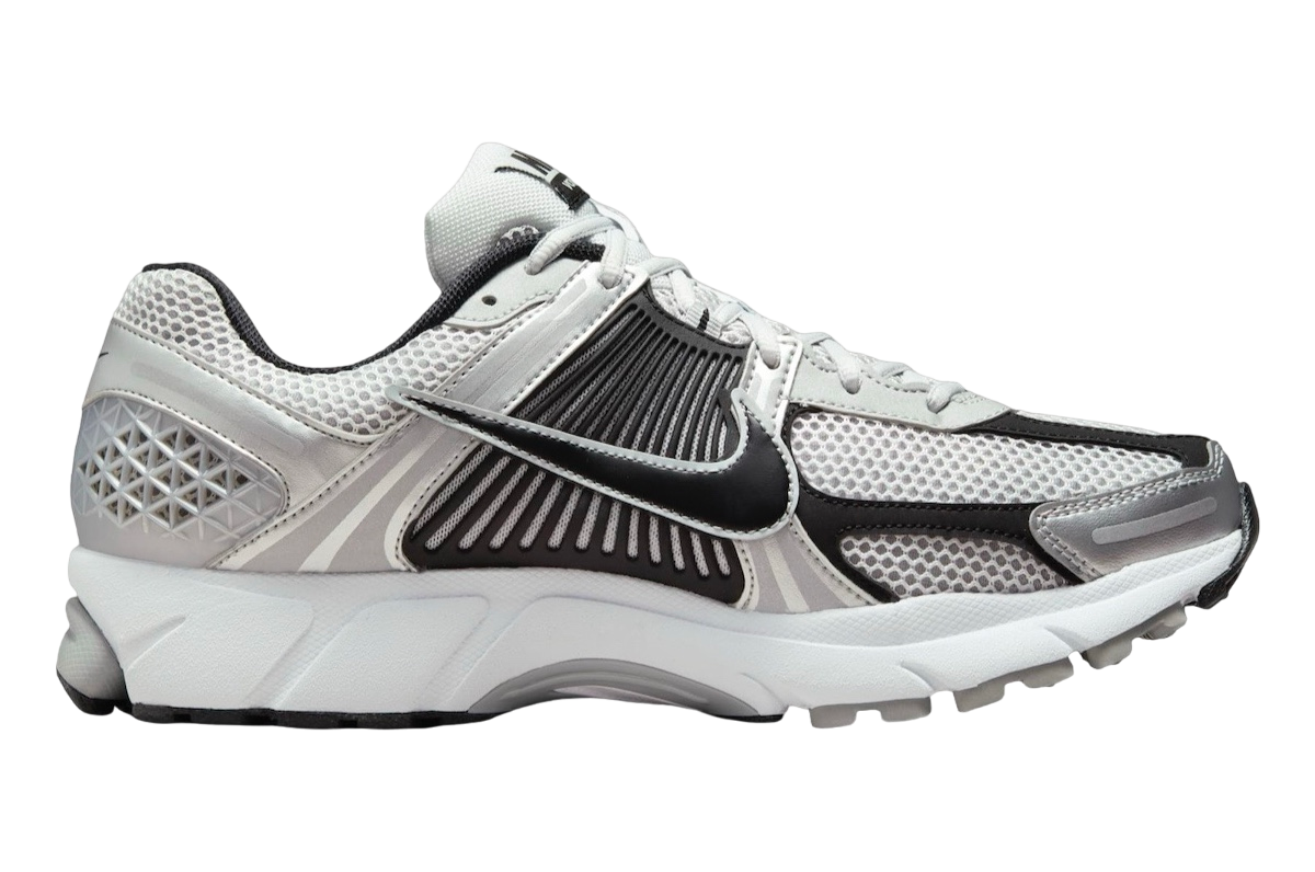 Nike Zoom Vomero 5 Metallic Silver / Black