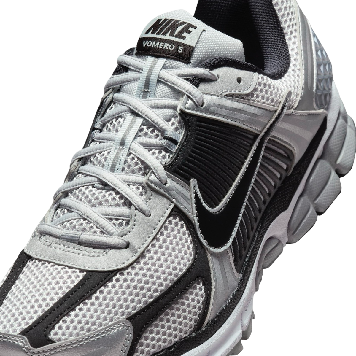 Nike Zoom Vomero 5 Metallic Silver / Black