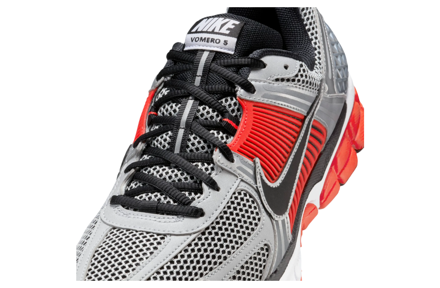 Nike Zoom Vomero 5 Metallic Silver / Bright Crimson