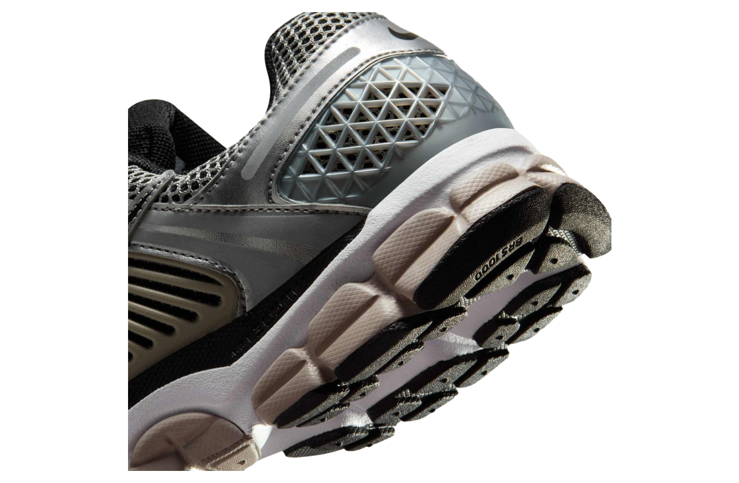 Nike Zoom Vomero 5 Metallic Silver / College Grey
