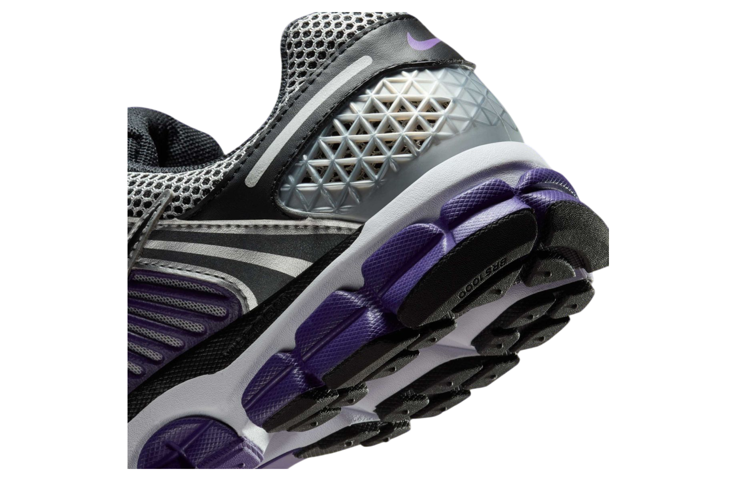 Nike Zoom Vomero 5 Metallic Silver / Court Purple