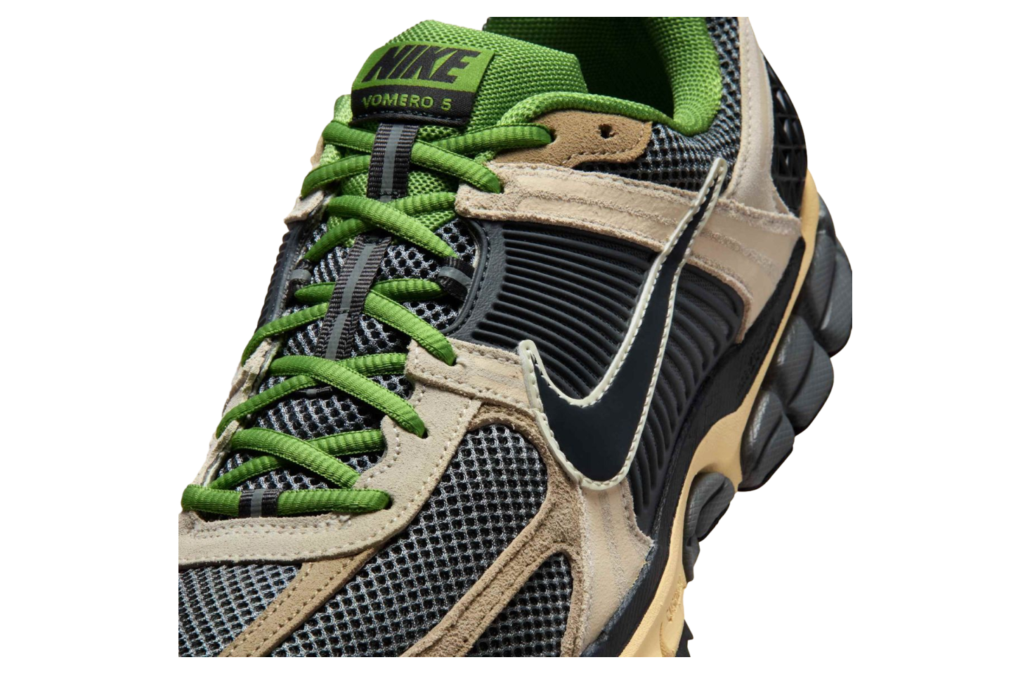 Nike Zoom Vomero 5 Pale Ivory / Chlorophyll